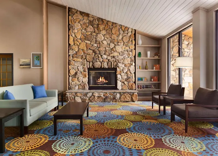 Country Inn & Suites By Radisson, Mishawaka - South Bend